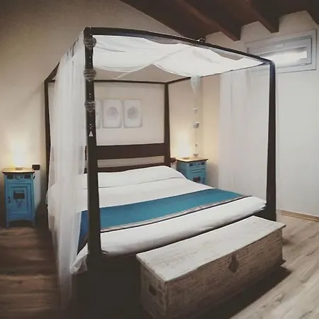 B&be Happy Bed & Breakfast Civo